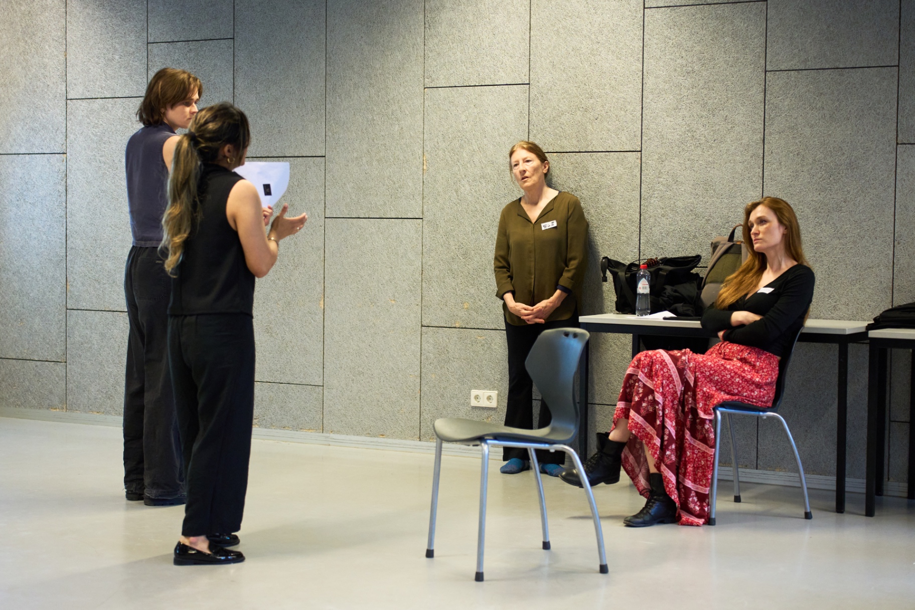 Verónica Coronel coaching actors during a Monnarc Foundation session at CREA Amsterdam.